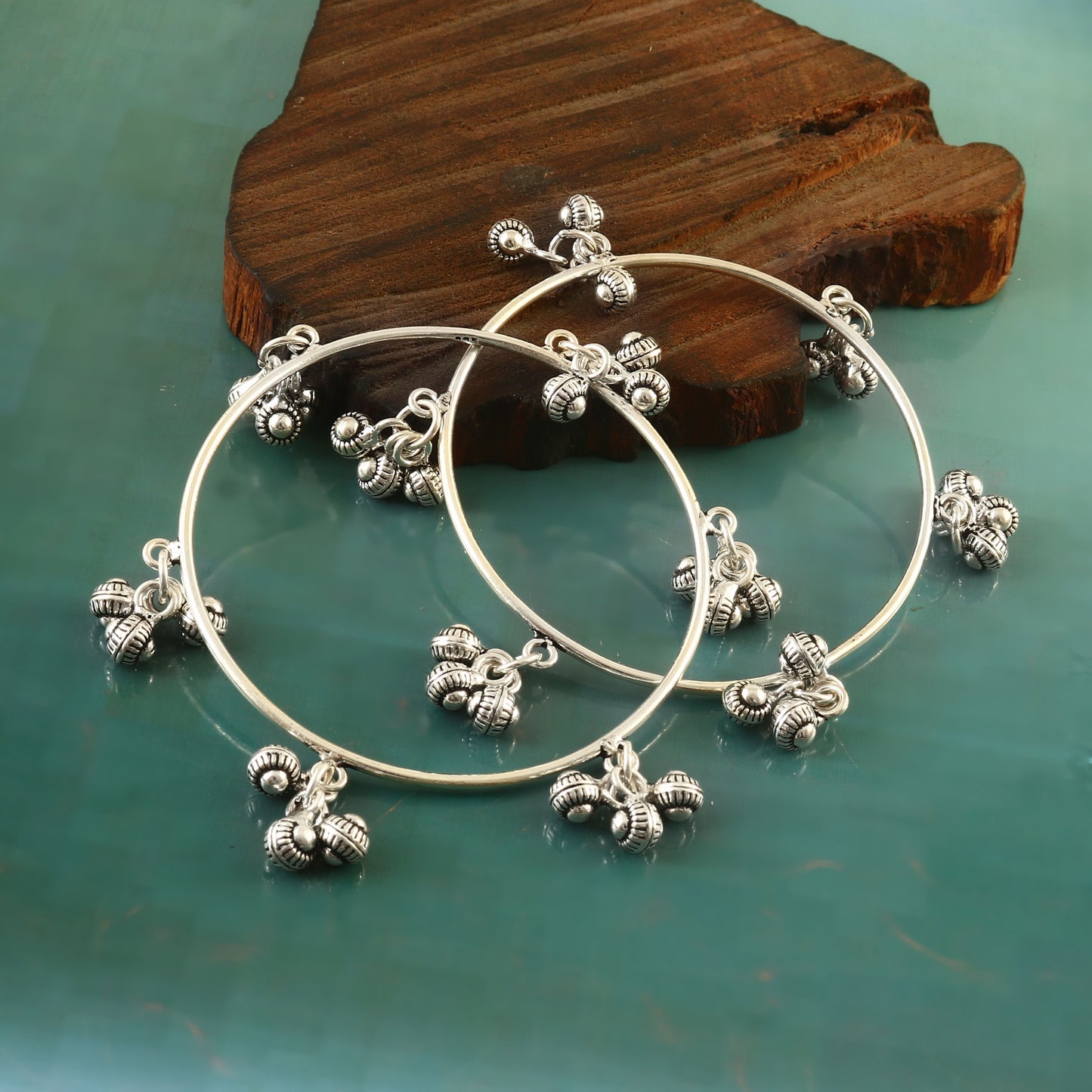Plain Silver Ghungroo Bangle