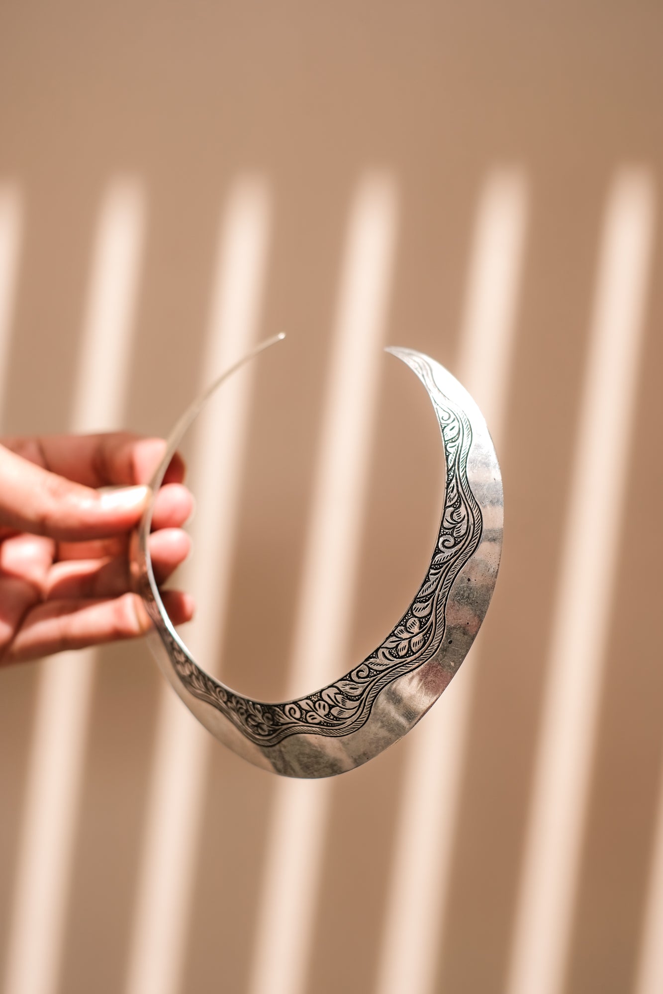 Chitai Plain Silver Hasli