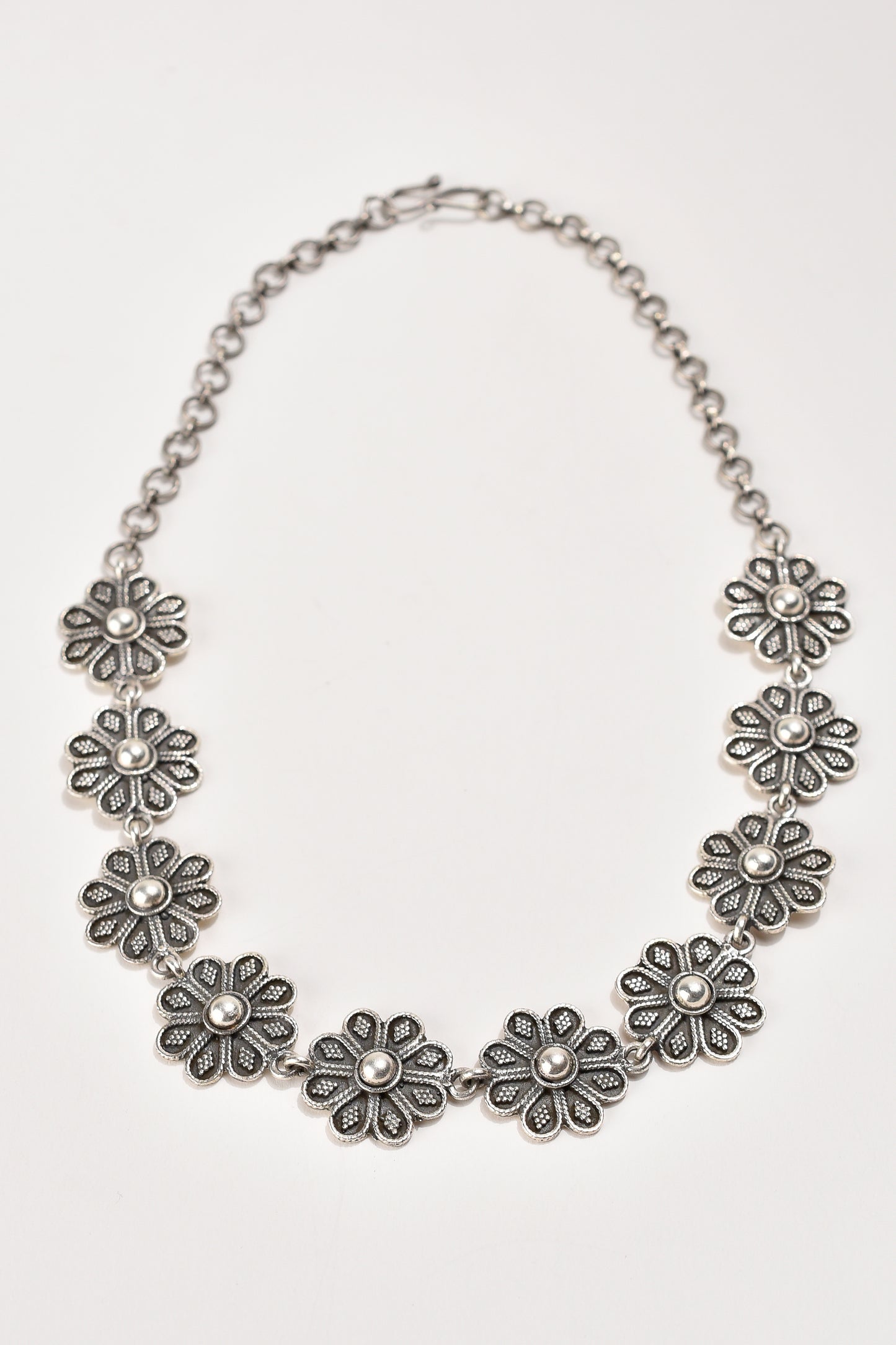 Granulated Flower Necklace