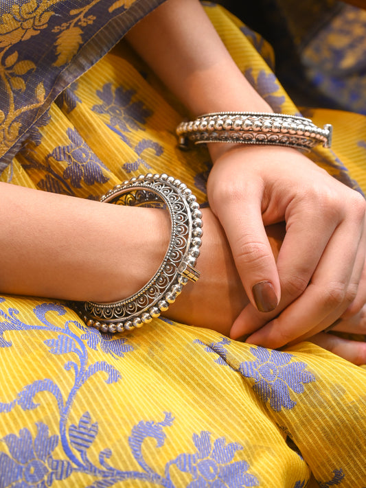 Jali Work Granulated Bangle(1Pc)