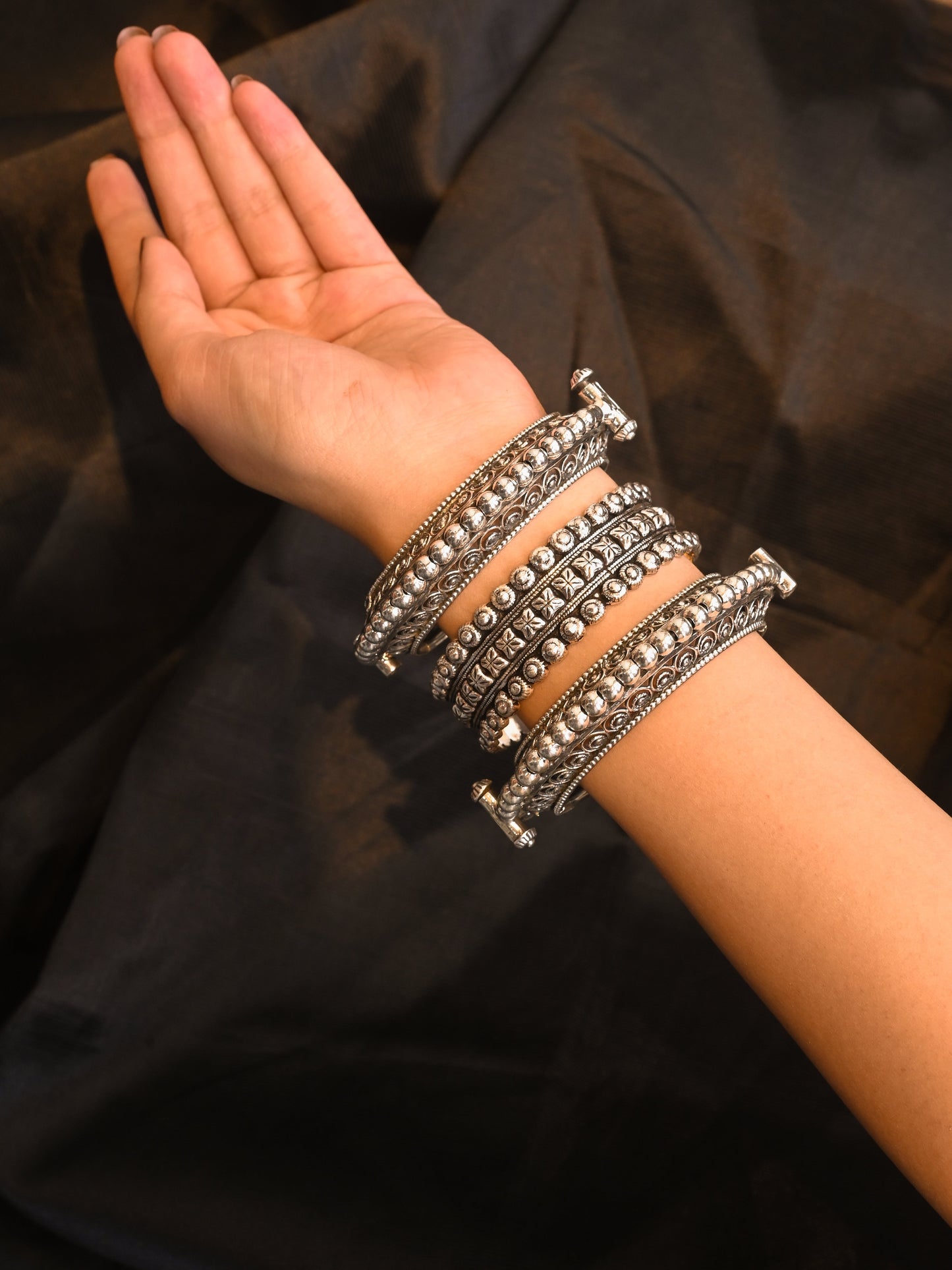 Jali Work Granulated Bangle