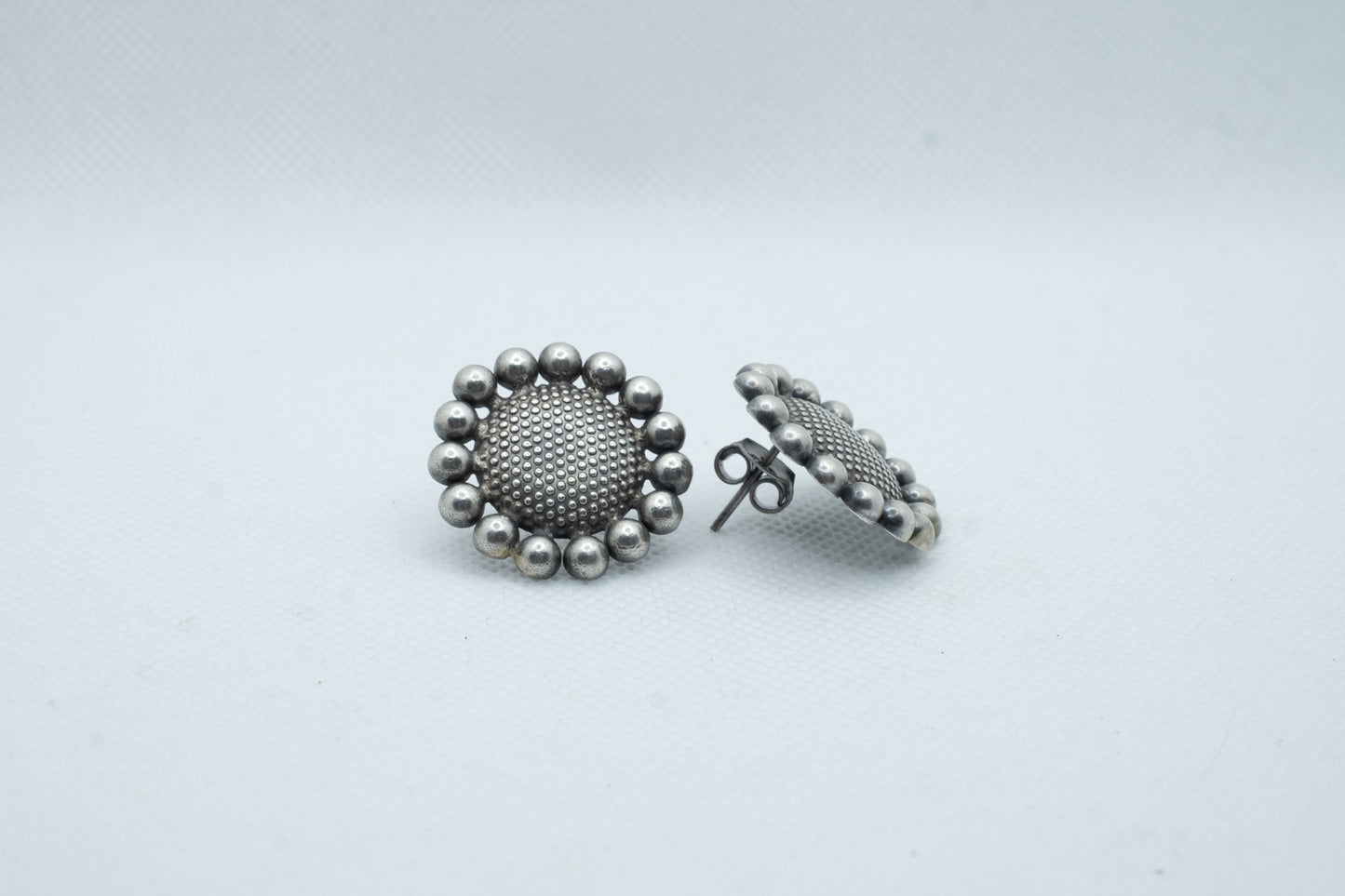 Dotted Sunflower Earrings - SAADHGEE