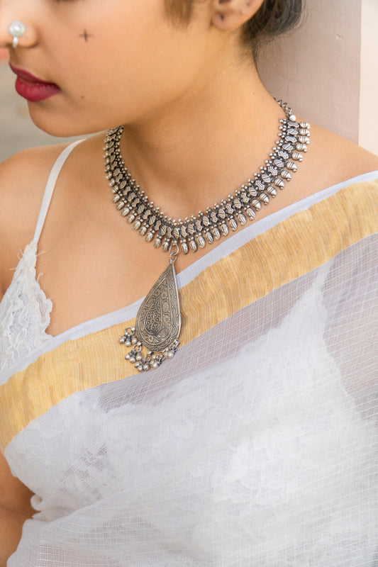 Paisely Flower Necklace with Pendant- ADA