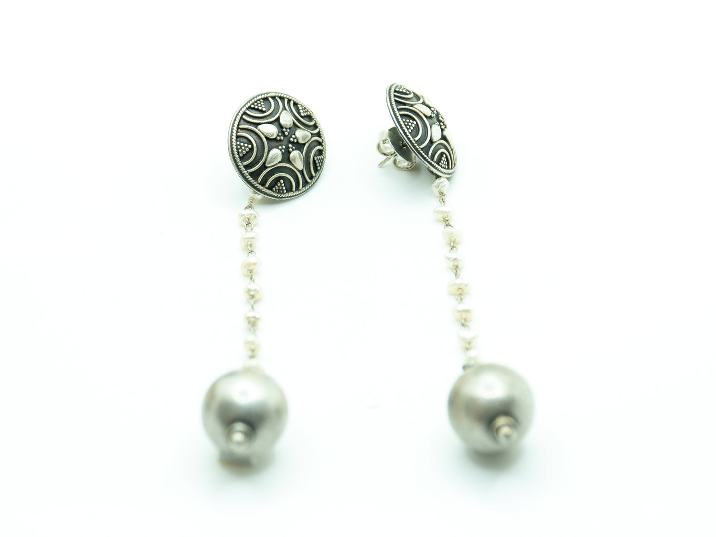 Modern Sheild Ball Chain Earrings - SAADHGEE