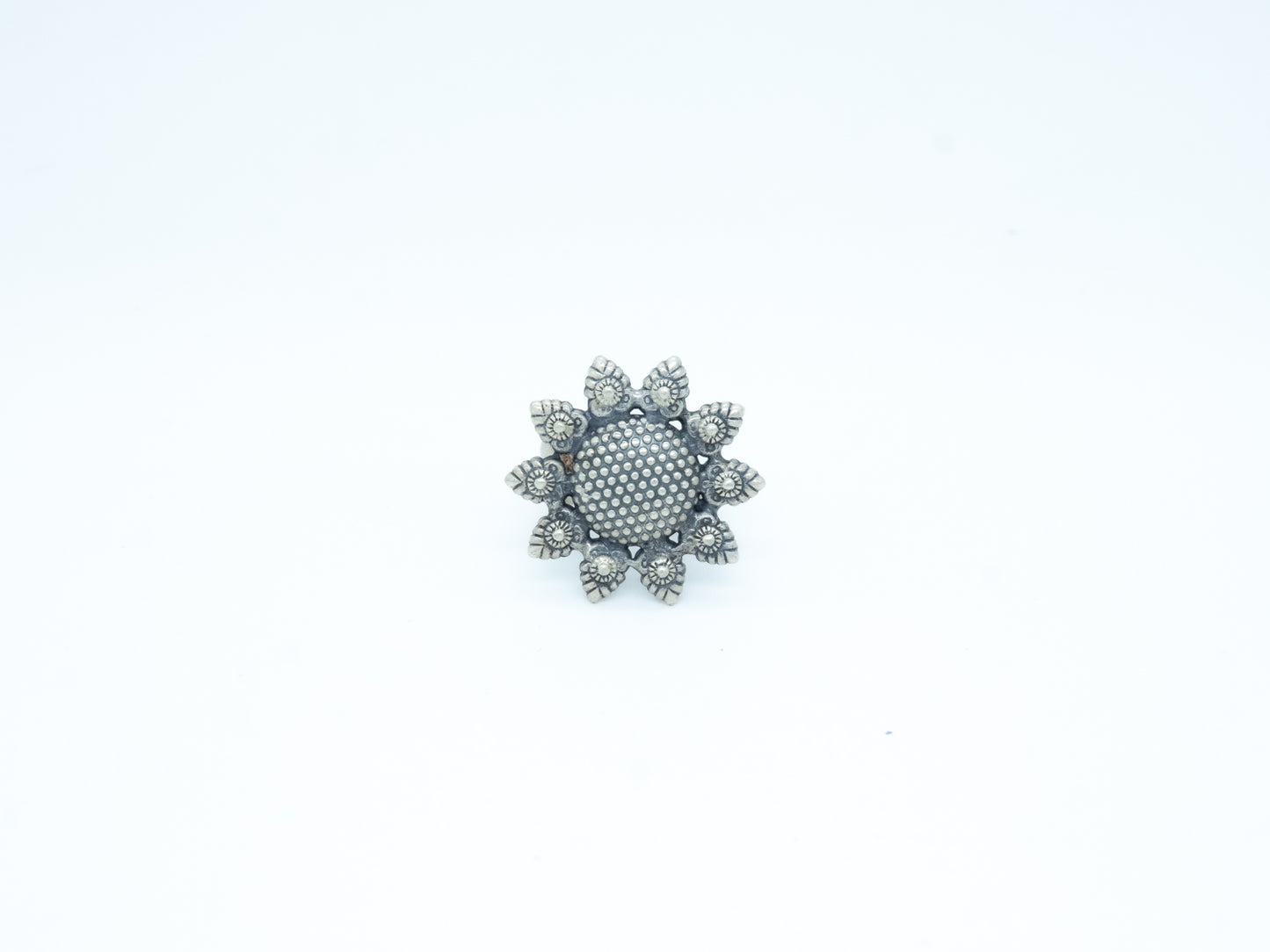 Dotted Sunflower Design Ring - ADA