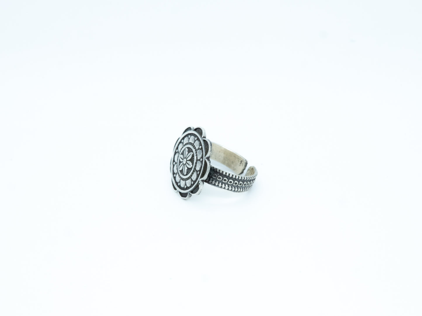 Flower Design Ring - ADA