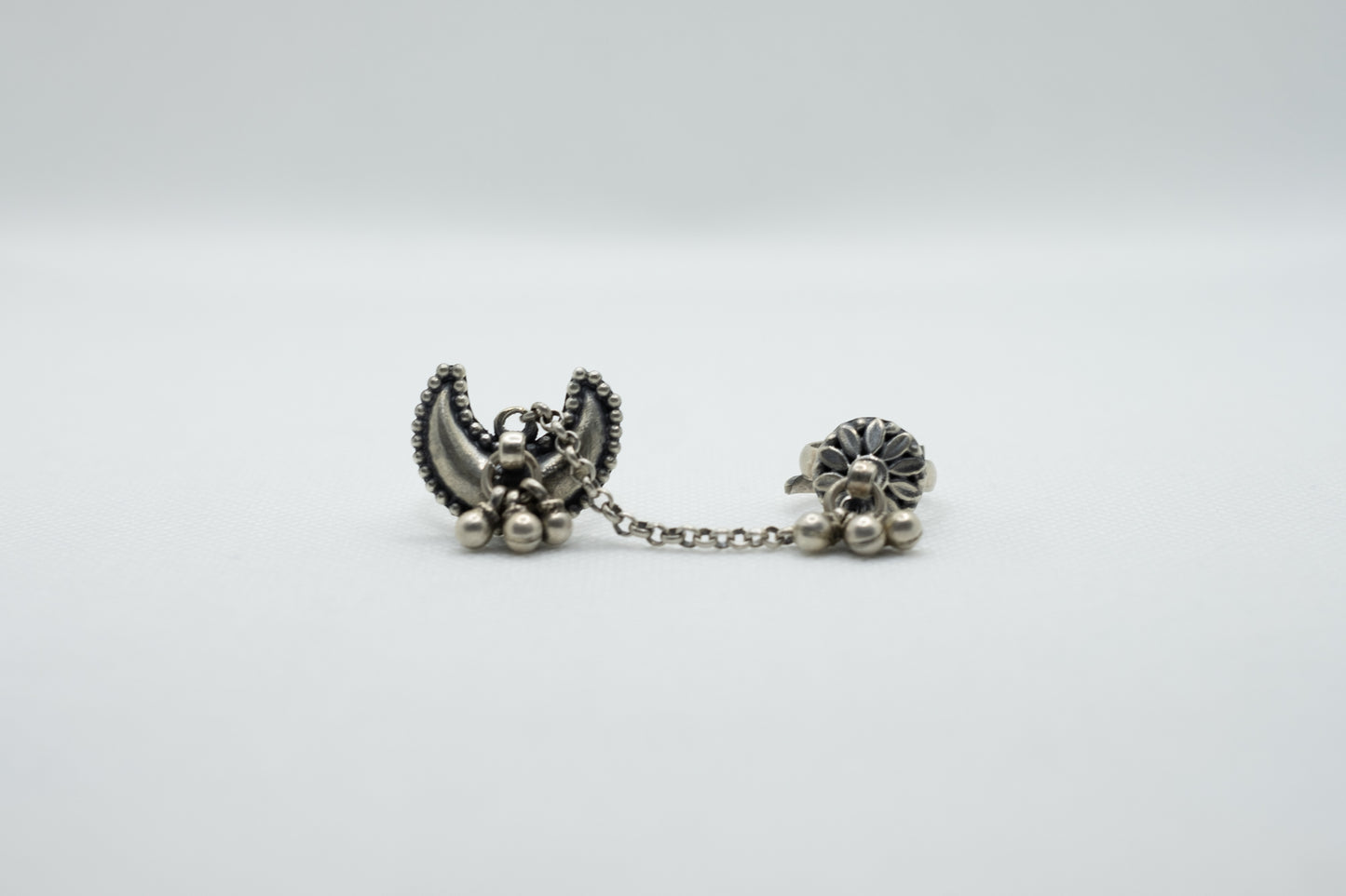 Moon Shape & Flower Motif Ring - ADA