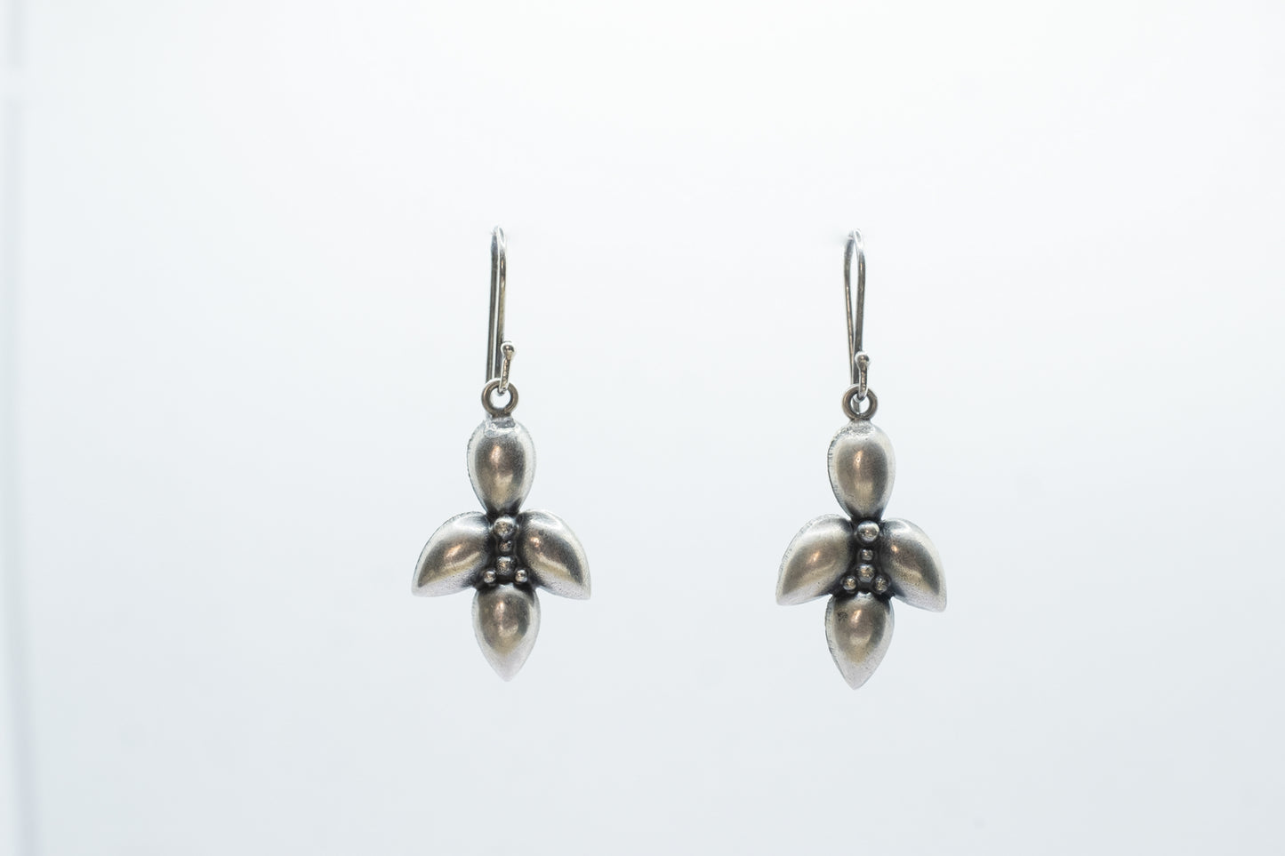 Plain Leaf Earrings - SAADHGEE