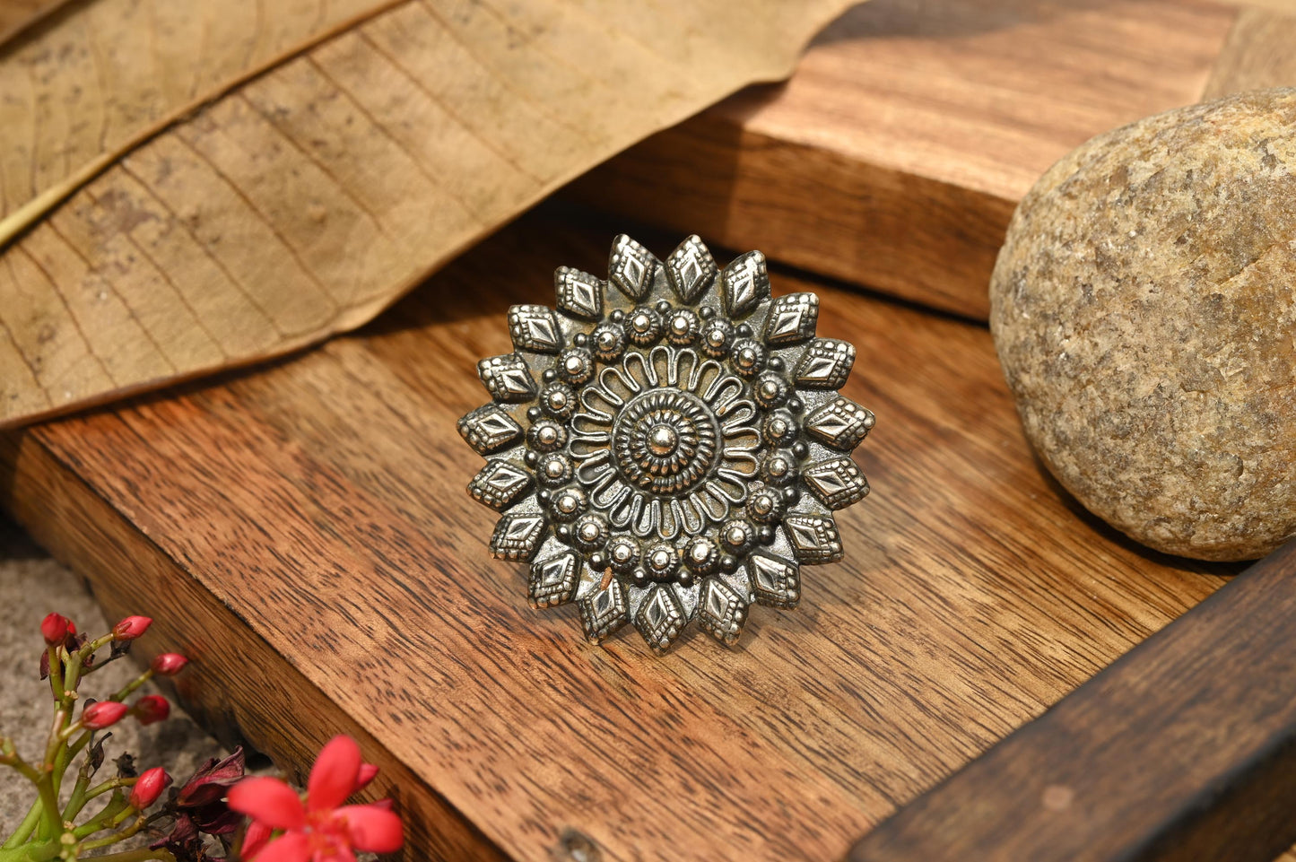 Geometric Ring - ADA