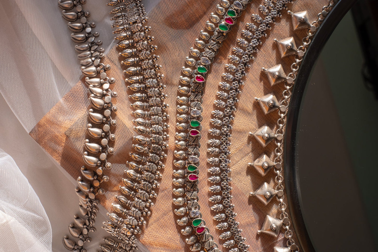 Plain Diamond Shape Necklace And Earrings