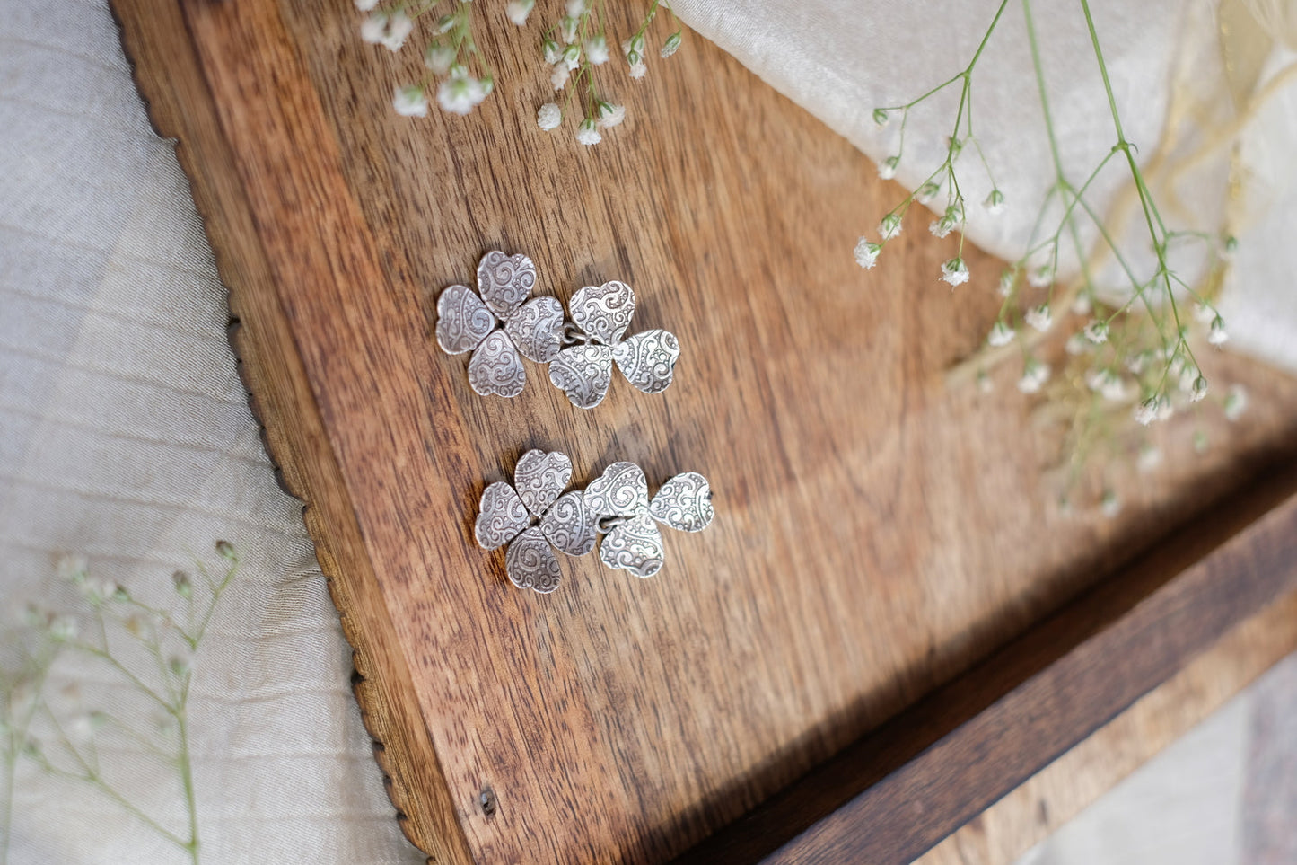 Textured Floral Earring With Floral Necklace
