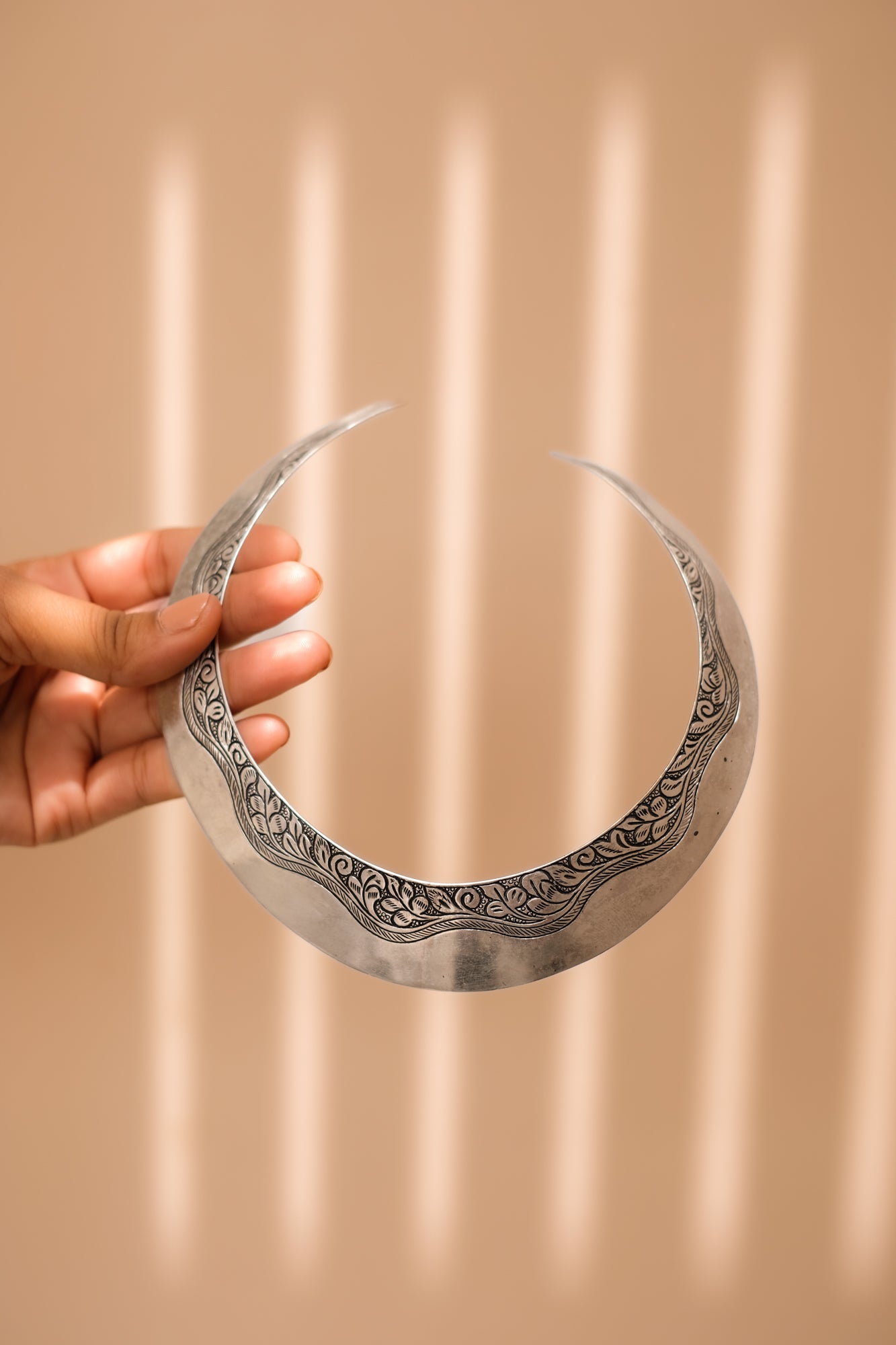Chitai Plain Silver Hasli