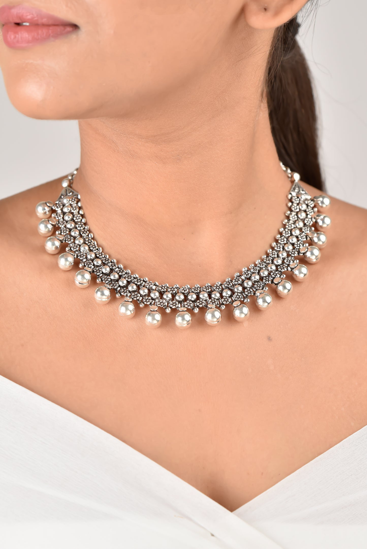 Interlink Chain Ball Necklace