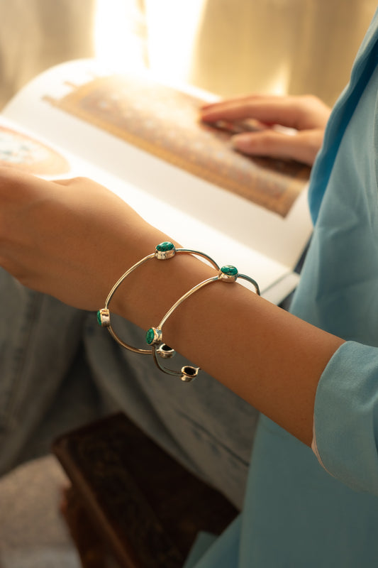 Elegant Turquoise Silver bangle