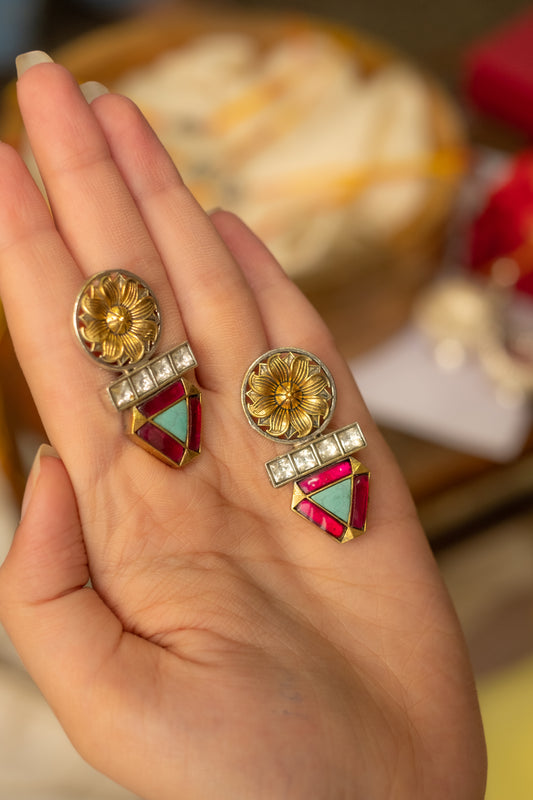 Kundan Green Triangular Earrings