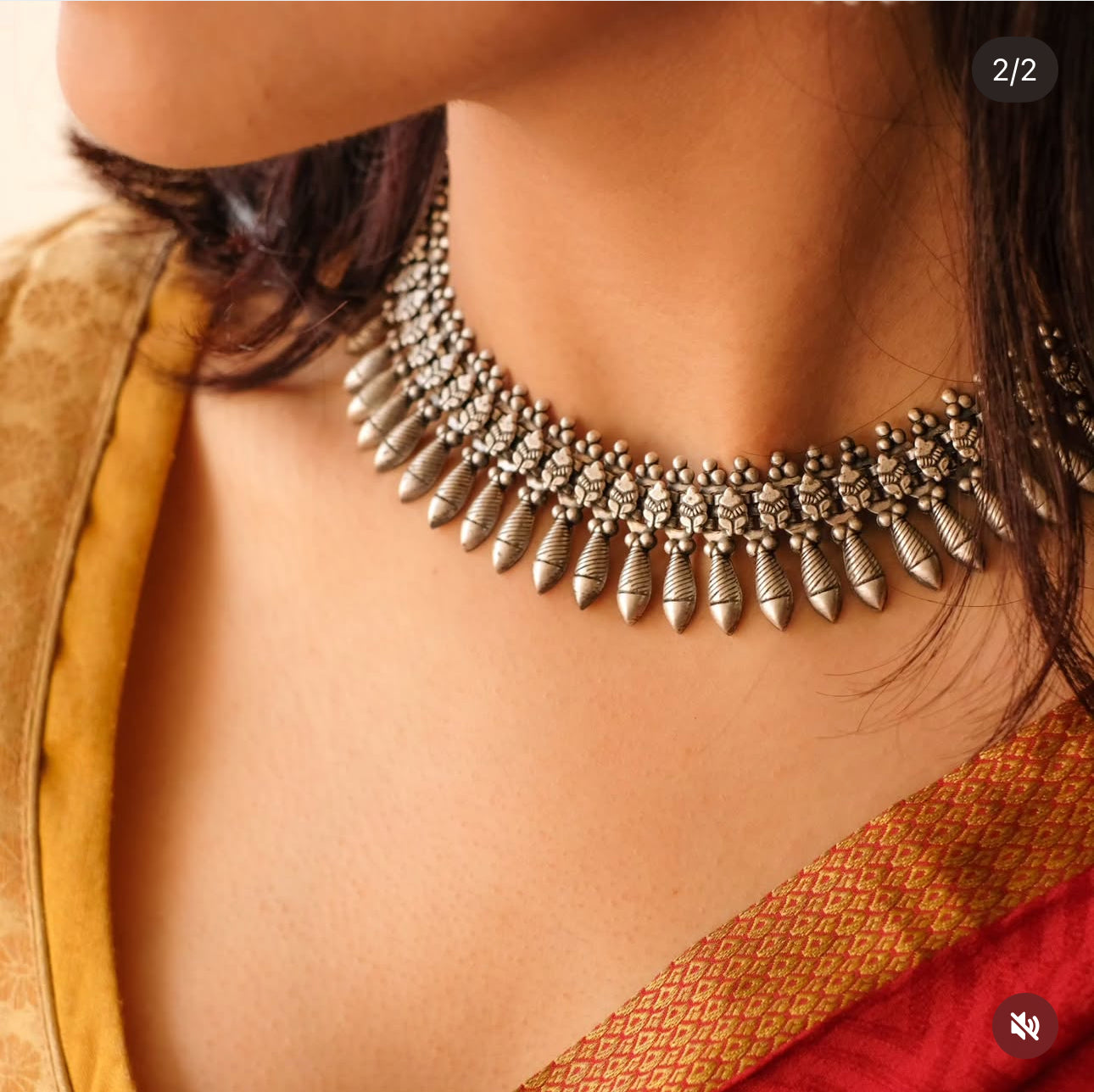Granulated Paan Leaf Necklace - ADA