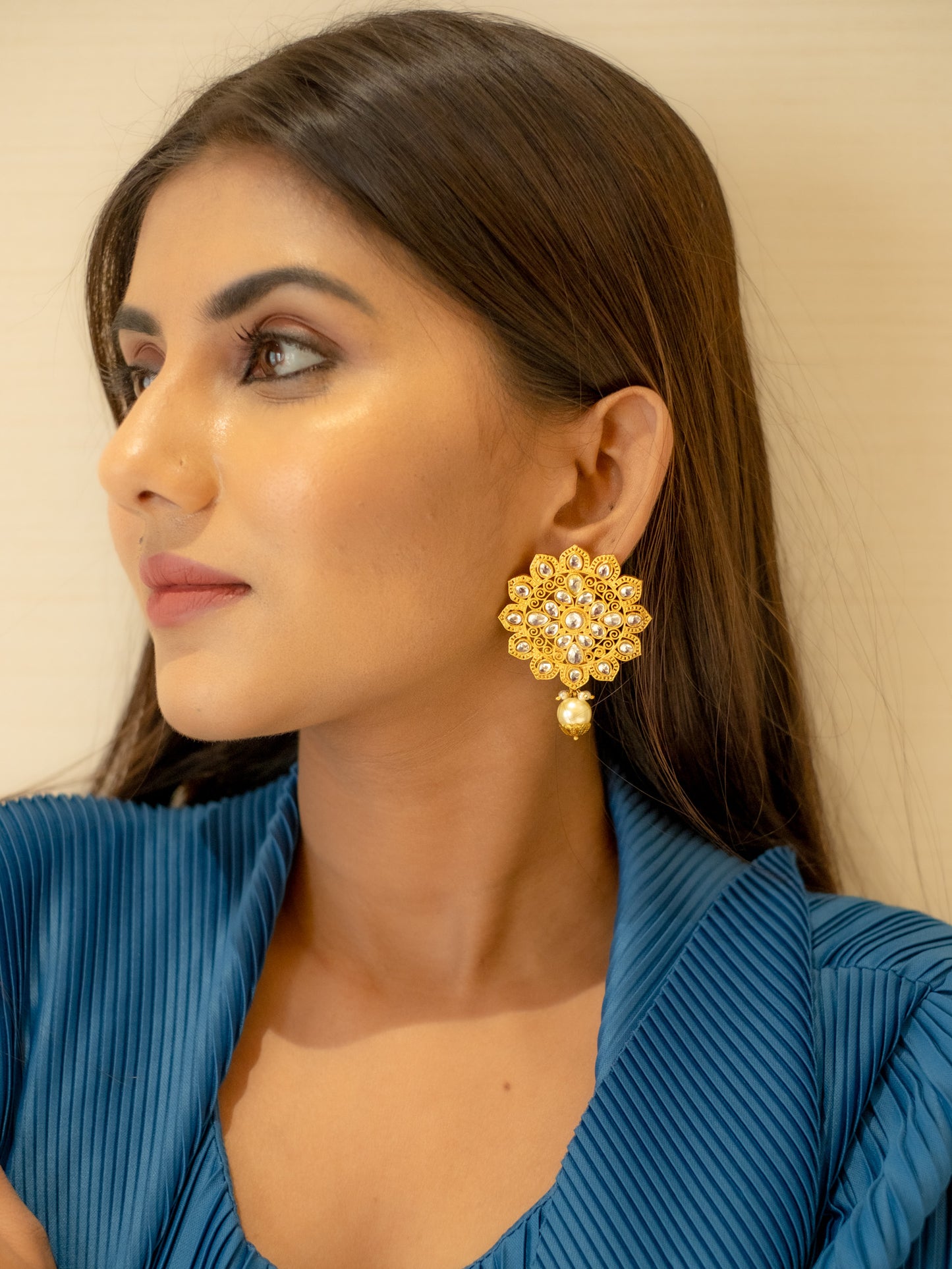 Floral Shape  Zircon Studded Pearl Earrings - NOOR